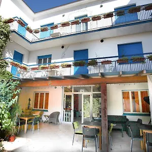 https://hotel-migani-spiaggia.emilia-romagnahotels.net